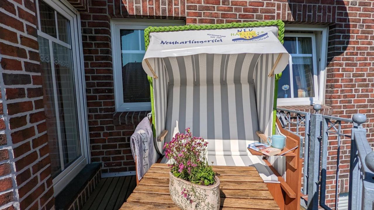 Ferienwohnungen Peters Neuharlingersiel Exterior photo
